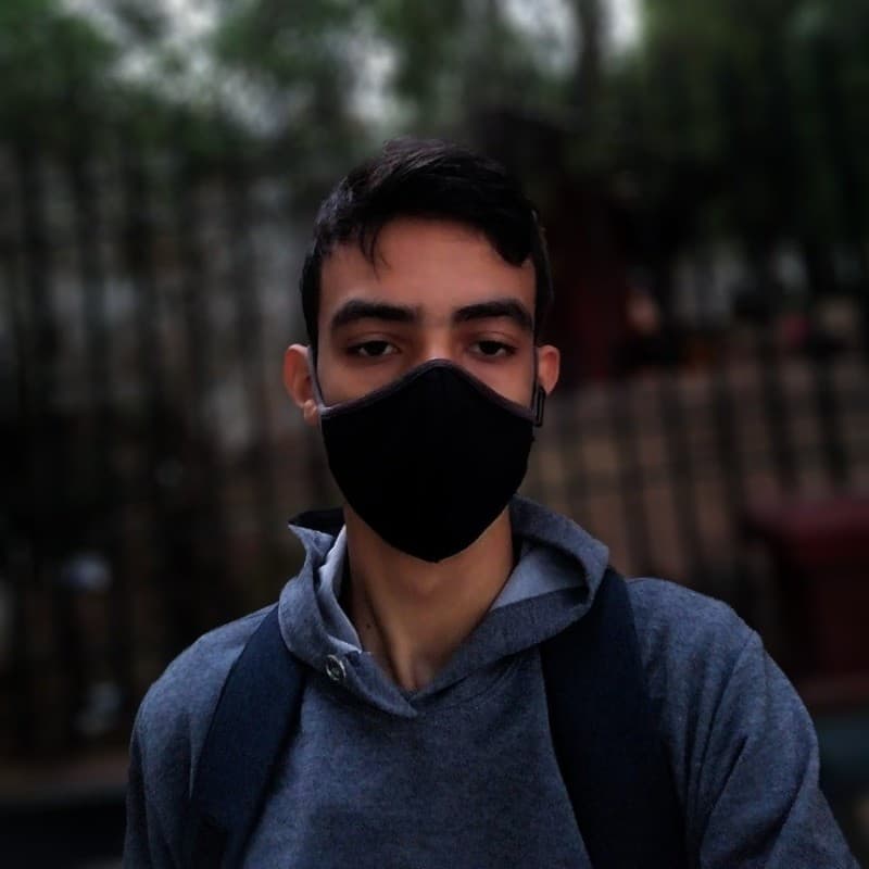 profile w-full h-full absolute picture